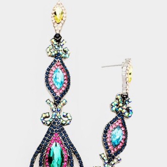 “Strut Like A Peacock” Multi Crystal Color Earrings, NWT-Boutique - Picture 9 of 16